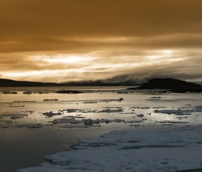 怀孕初期可以用夹板夹头么（怀孕后可以用夹板夹头发吗有辐射吗）